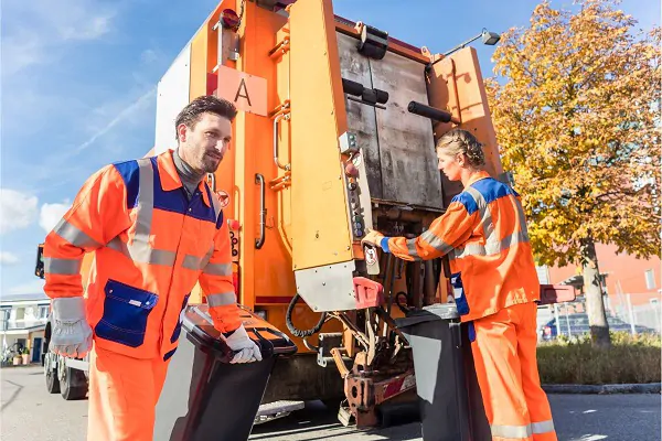 Efficient De-Cluttering Solutions Insights into Professional Junk Removal